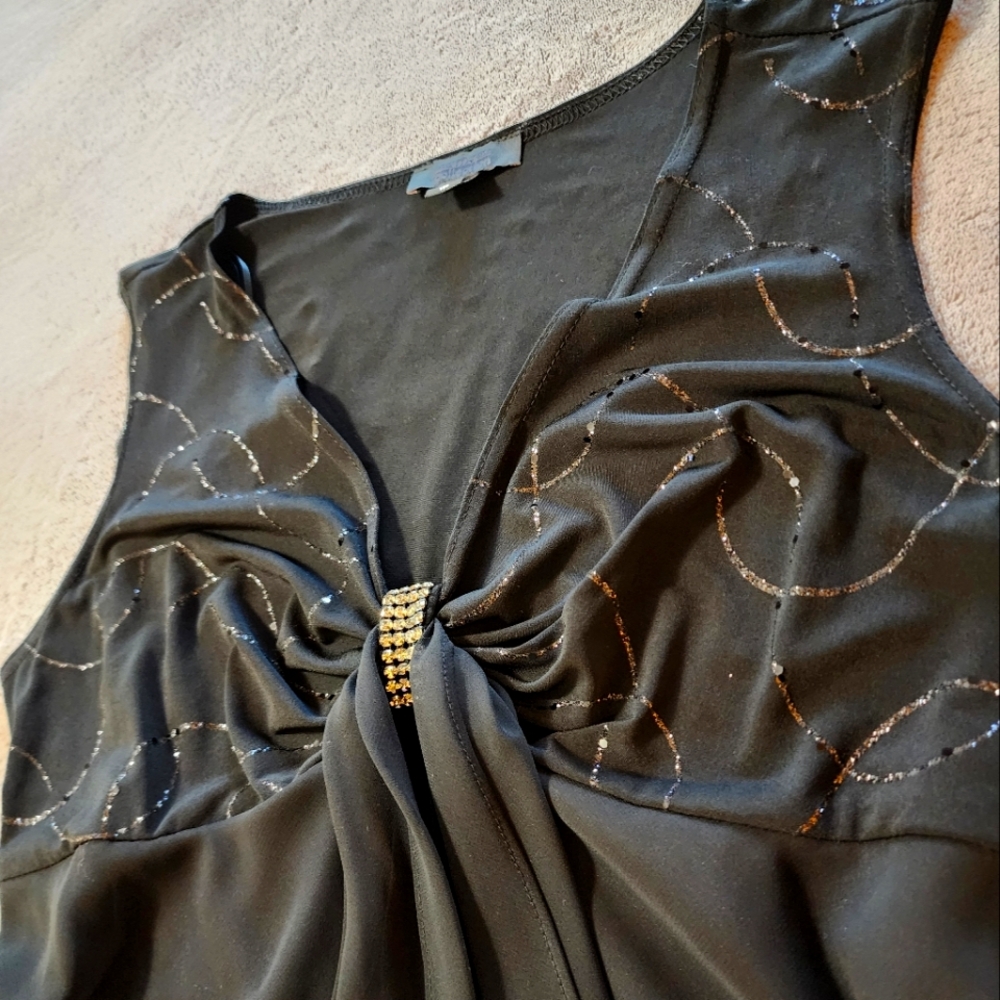Dress Barn Sleeveless Blouse - Picture 8 of 9